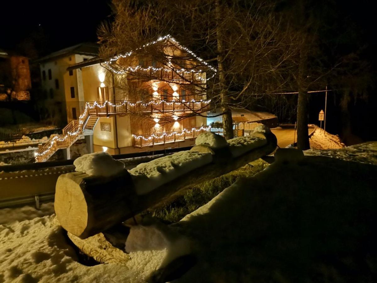 Ai Larici Ξενοδοχείο Perarolo di Cadore Εξωτερικό φωτογραφία