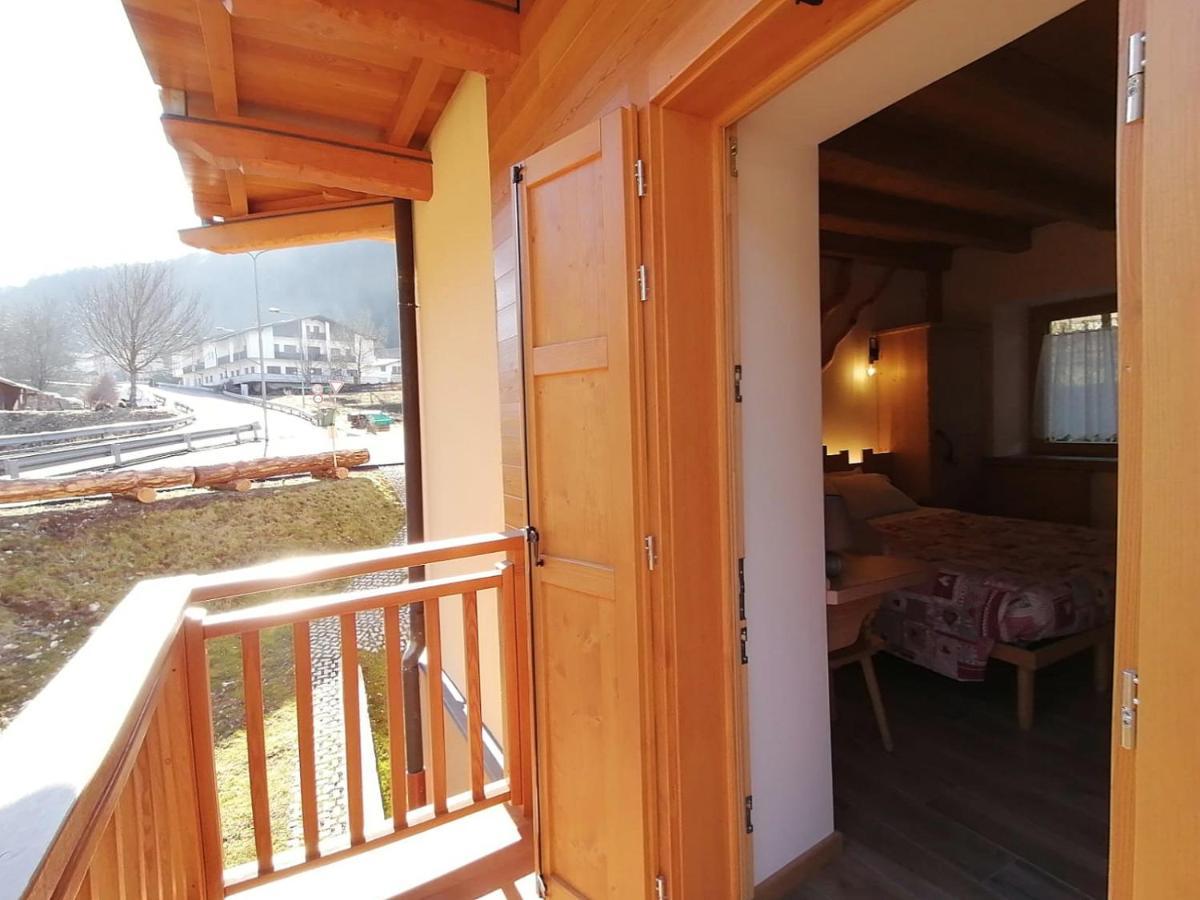 Ai Larici Ξενοδοχείο Perarolo di Cadore Εξωτερικό φωτογραφία