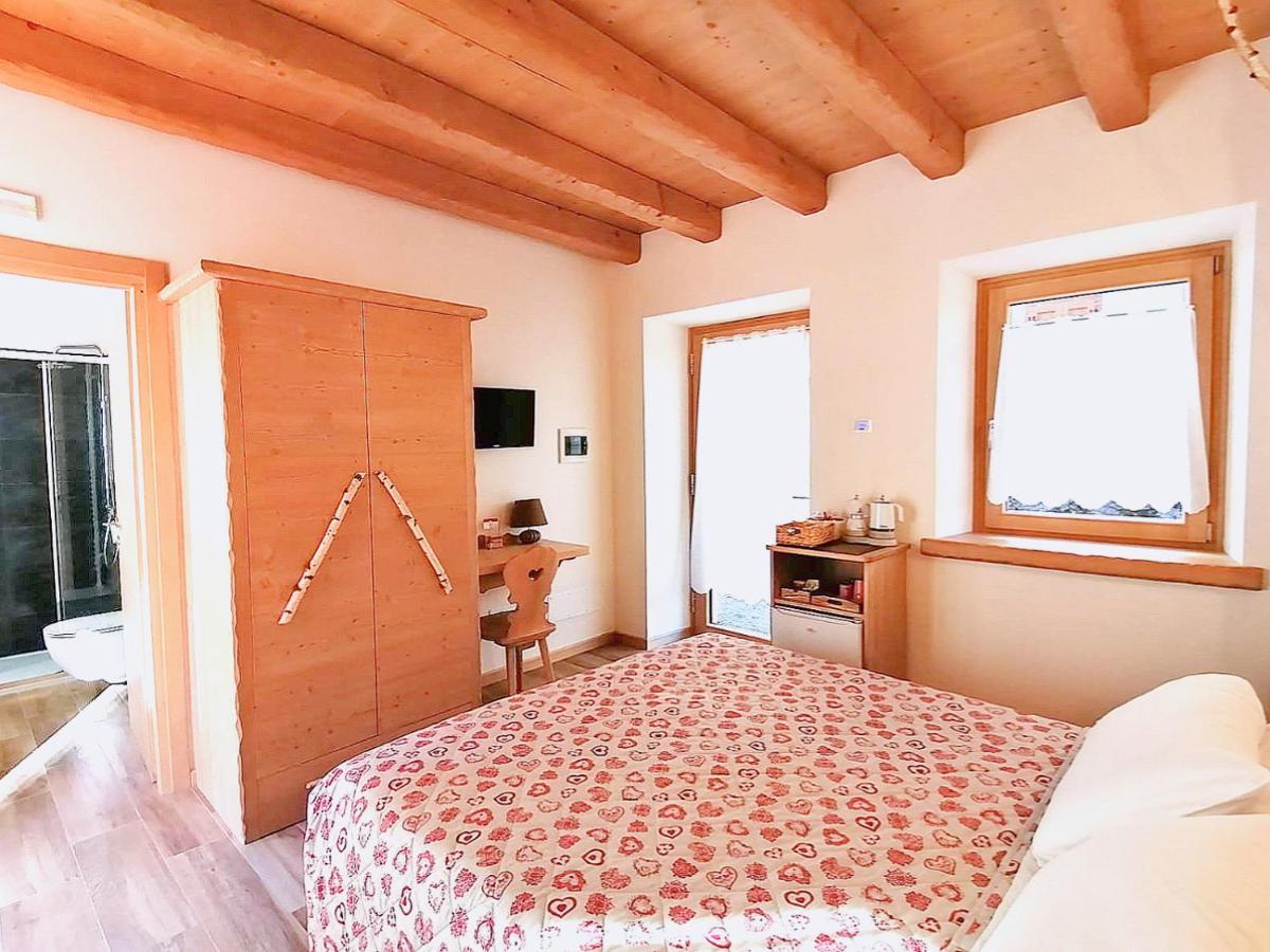Ai Larici Ξενοδοχείο Perarolo di Cadore Εξωτερικό φωτογραφία