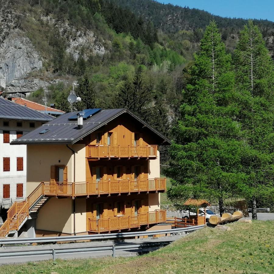 Ai Larici Ξενοδοχείο Perarolo di Cadore Εξωτερικό φωτογραφία